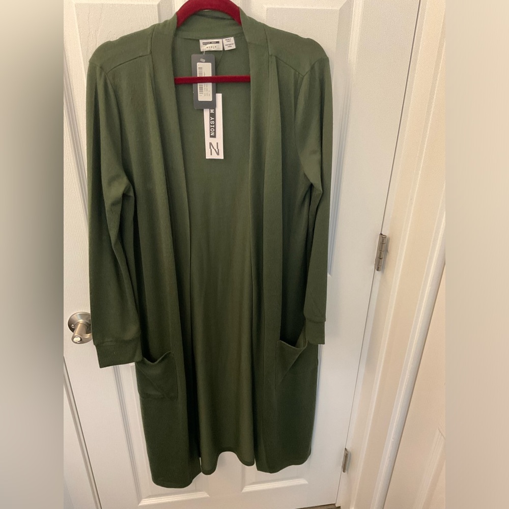 BNWT GREEN XL CARDIGAN